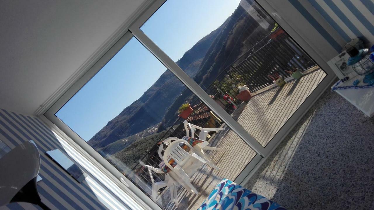 Ferienwohnung DiVino Villa Viani Exterior foto