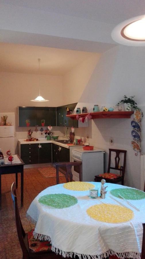Ferienwohnung DiVino Villa Viani Exterior foto