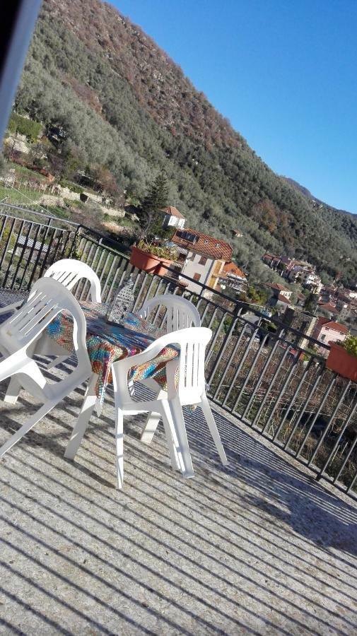 Ferienwohnung DiVino Villa Viani Exterior foto